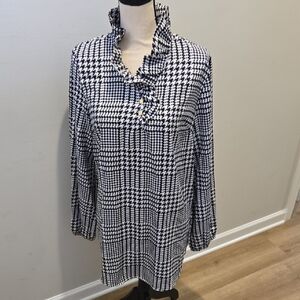 Mud Pie Black and White Patterned Top